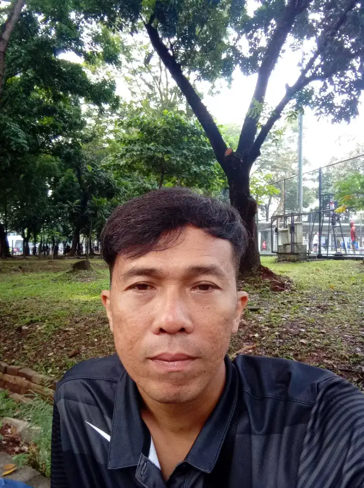 Saya lagi cari kerja jadi Driver supir