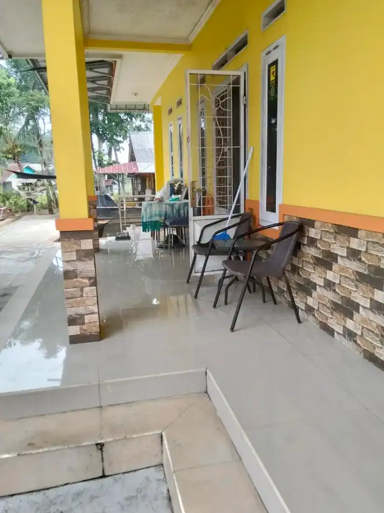 Rumah Nyaman Pinggir sawah akses mudah