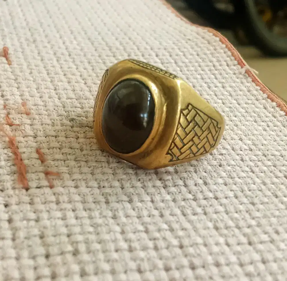 Cincin Brajamusti