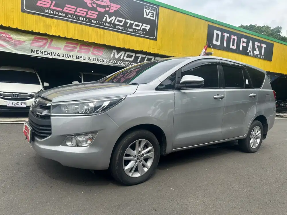 (Dp 15 jt) Toyota Innova 2.4 Diesel matic 2017 kondisi mobil istimewa