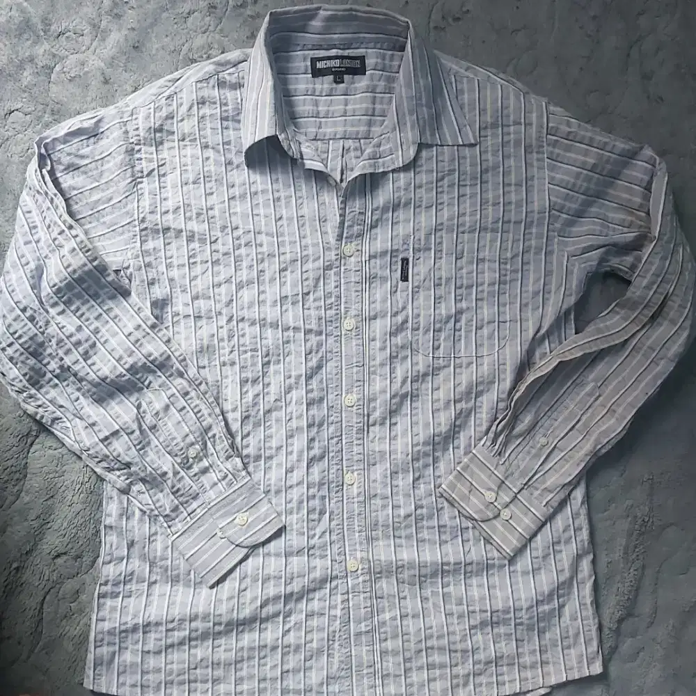 MICHIKO London Original Shirt long sleeve,mulus,size L..lbr dada 52cm