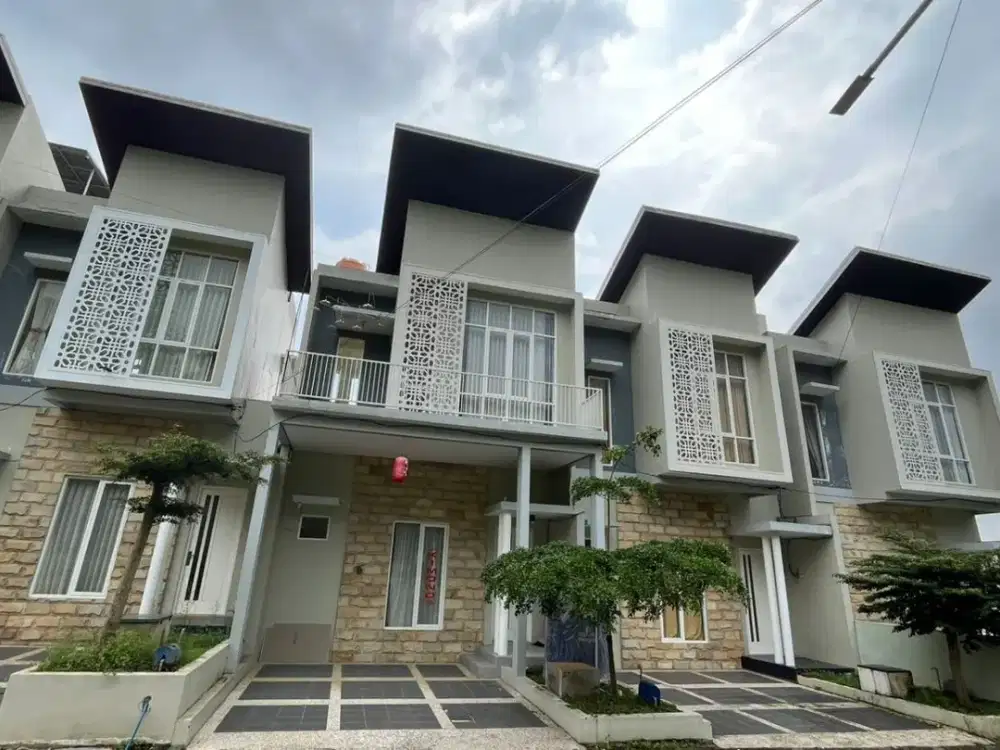 Villa Keluarga Minimalis Dekat Area Wisata BNS dan Jatim Park 2
