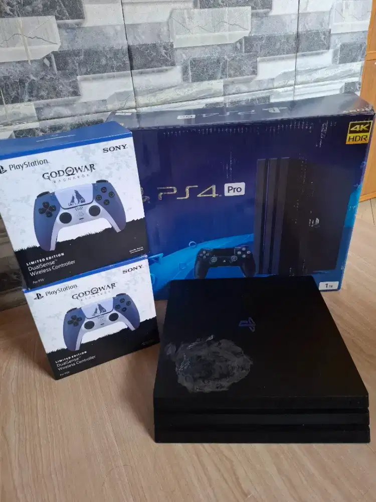 Ps4 pro 1TB 4k HDR
