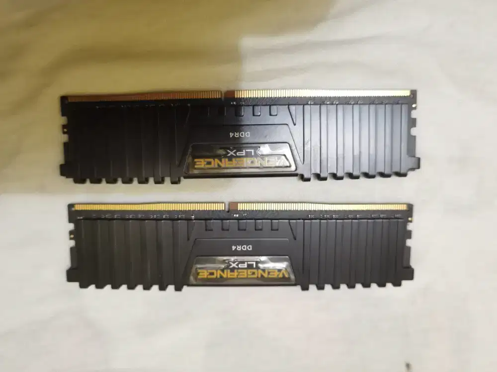 8GB X 8GB (16 GB)VANGEANCE