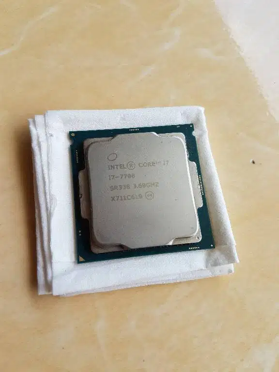Processor Intel Core i7 7700 8 cpu speed to 4.2Ghz LGA 1151 gen 7th