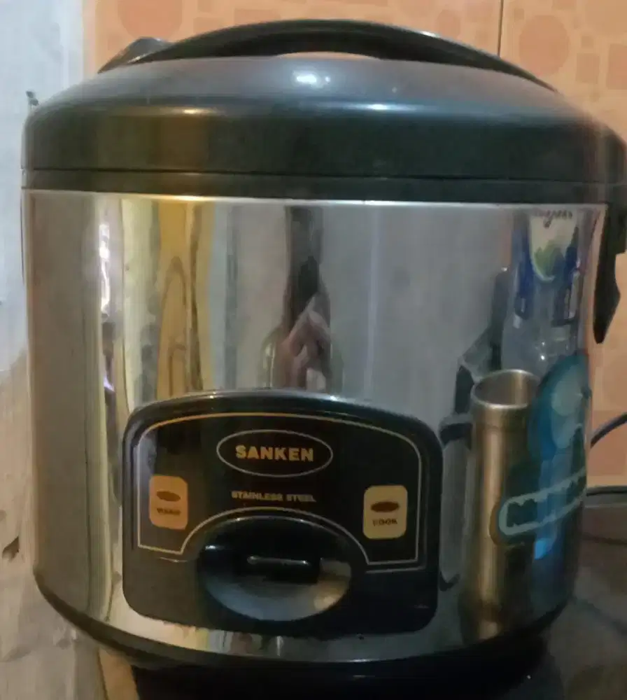 mejikom sanken 1.8 ltr mulus jarang pake