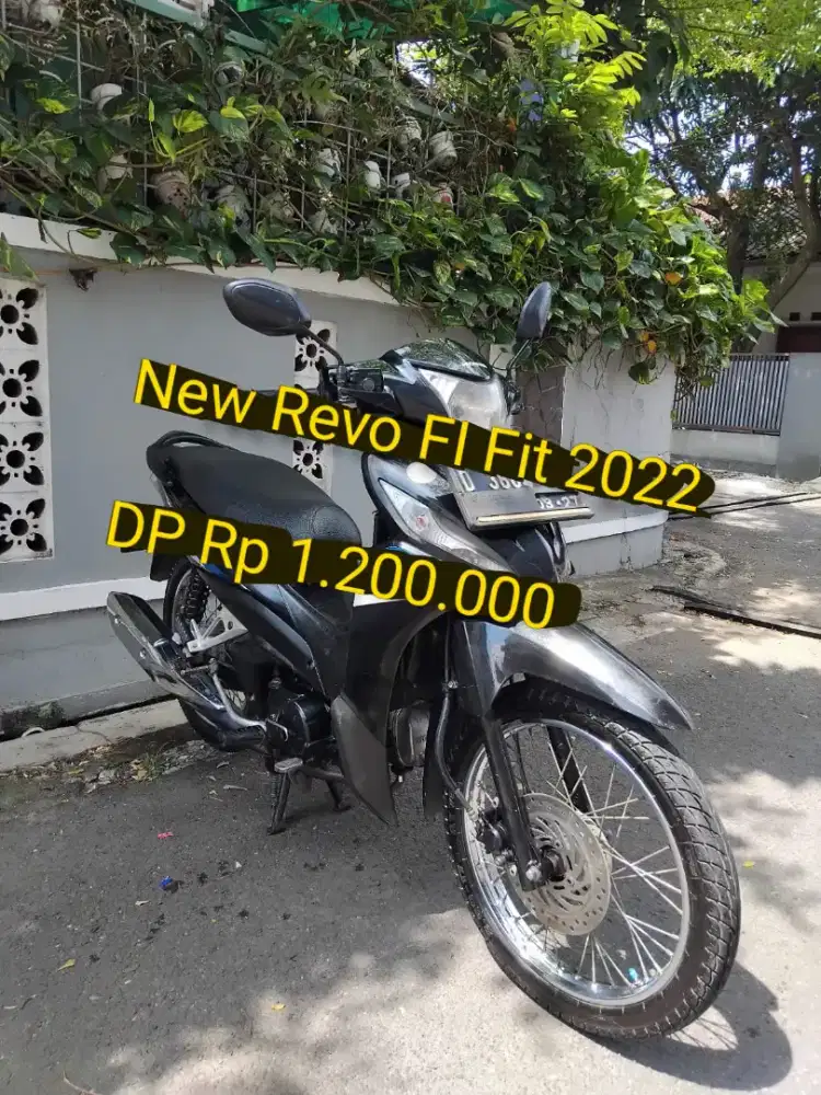Revo Fit 2022. Pajak ON. Standar. Mulus. Ori. Ban OK. Cash/Kredit/TT