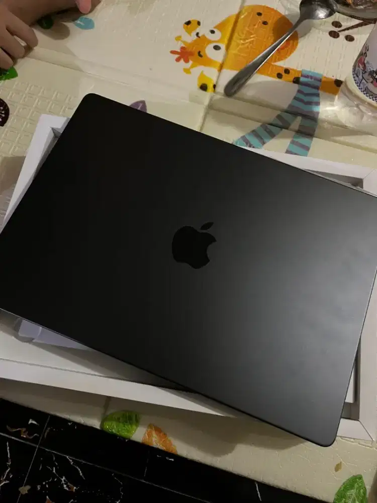 Macbook Pro M4  14 Inch 16/512Gb