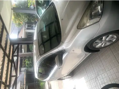 Nissan Grand livina 2013 Bensin