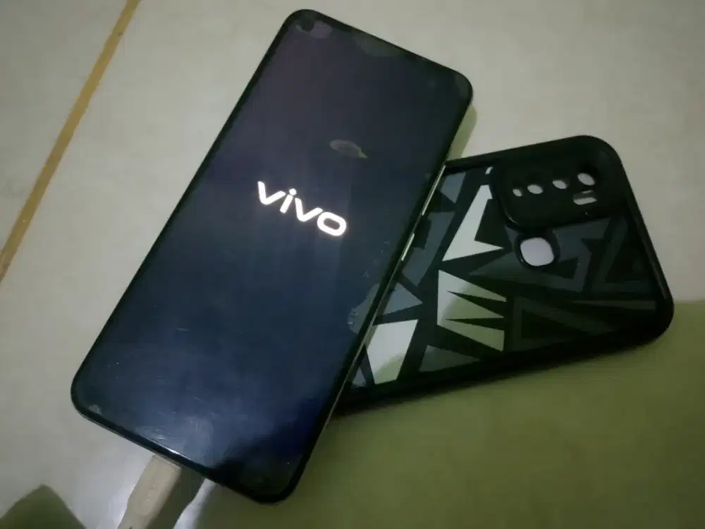 Vivo Y30i 4/64 Gb | Minus