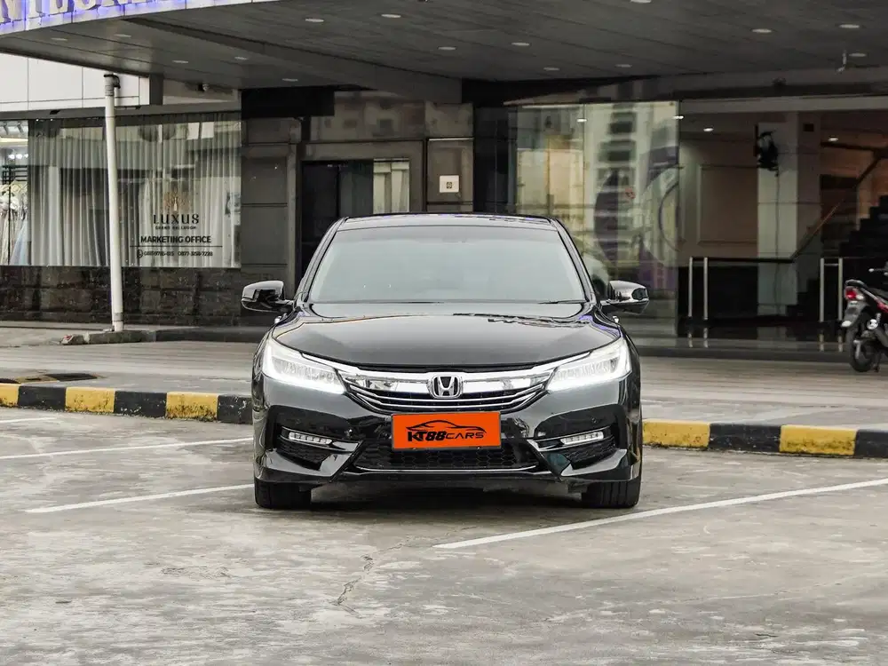 Dp 10Jt HONDA ACCORD 2.4 VTIL MATIC 2016 HITAM