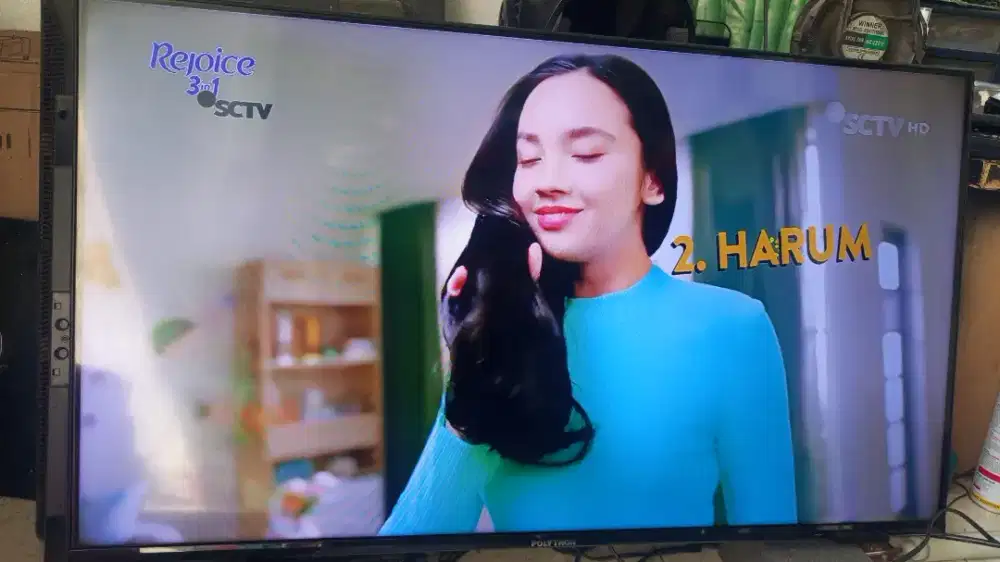 Digital  tv Polytron frameless 40ins