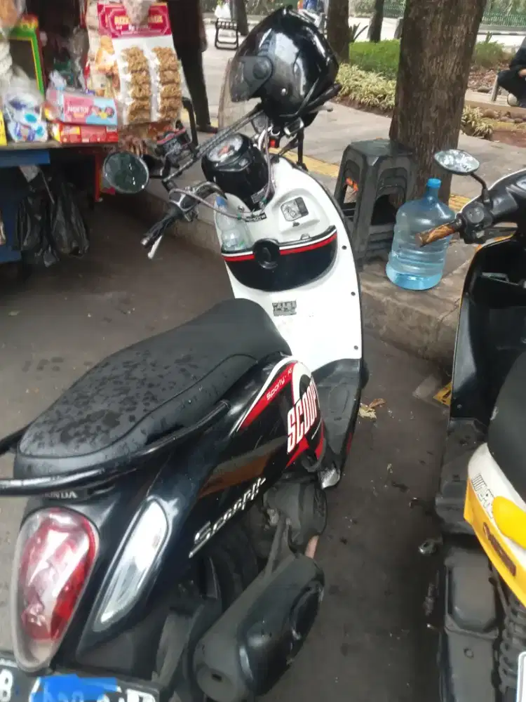 Di jual scoopy tahun 2016