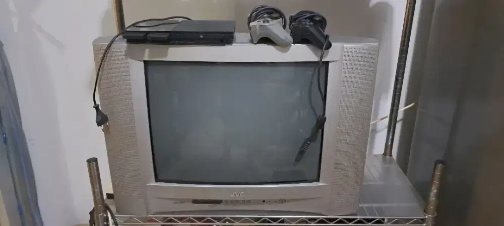 TV tabung merk JVC + PS2