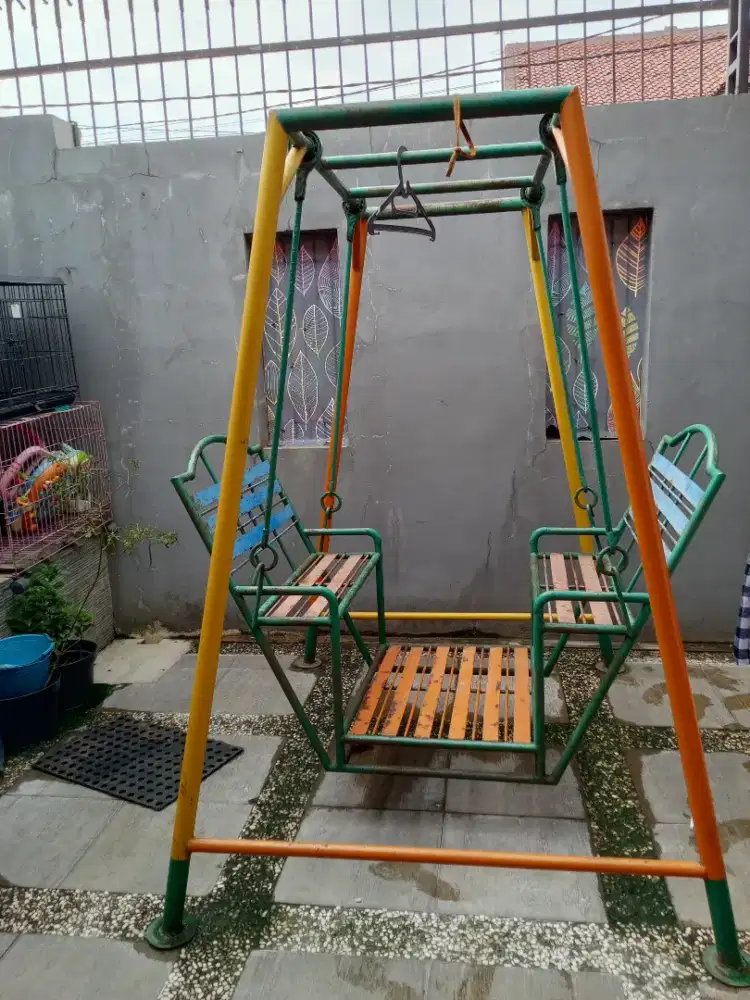 Dijual Ayunan Besi taman 4 seat
