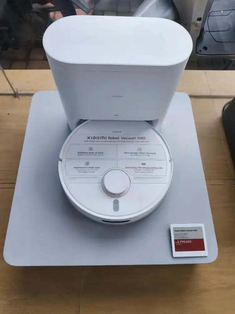 Robot vacuum cleaner H40