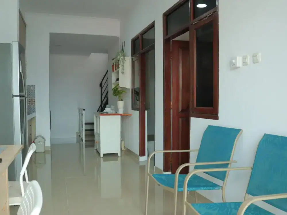 DIJUAL RUMAH FURNISHED CANTIK SIAP HUNI DI CEMPAKA PUTIH JAKARTA PUSAT