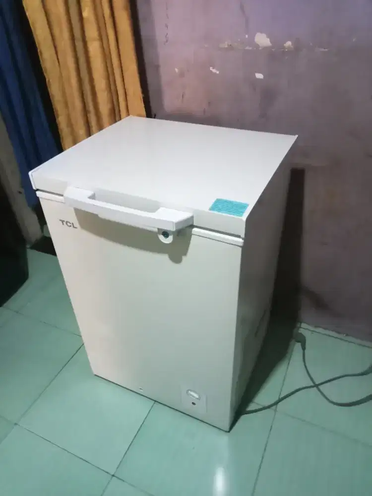 Chest freezer tcl 100 liter