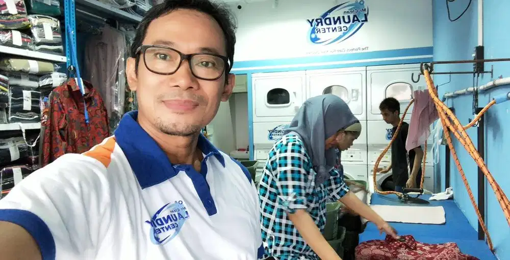 PENGALAMAN KERJA LAUNDRY