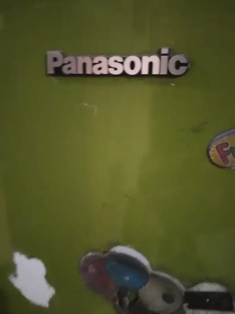 Lemari Es merk panasonic