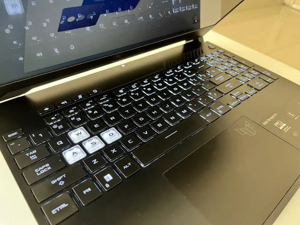 ASUS TUF DASH F15 - Kondisi Masih Seperti Baru