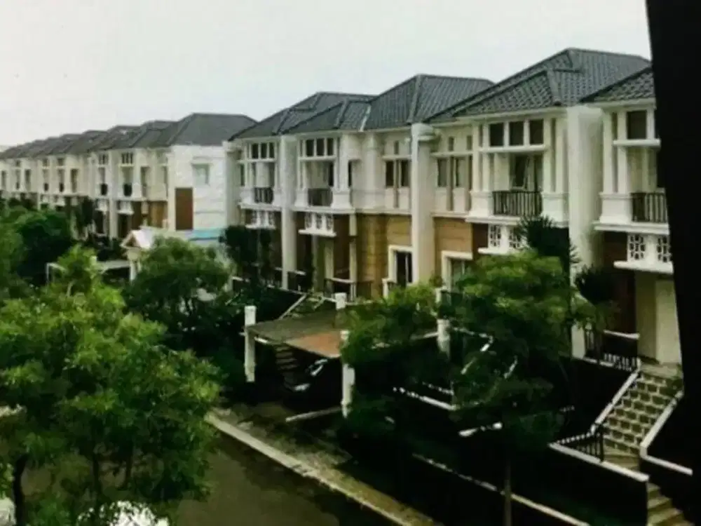 sale rumah diatas mall