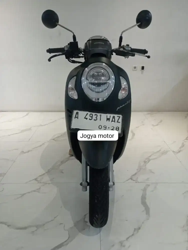 1 - HONDA SCOOPY PRESTIGE tahun 2023