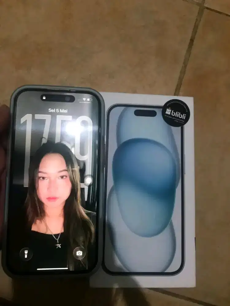 ip 15 blue ex blibli 256