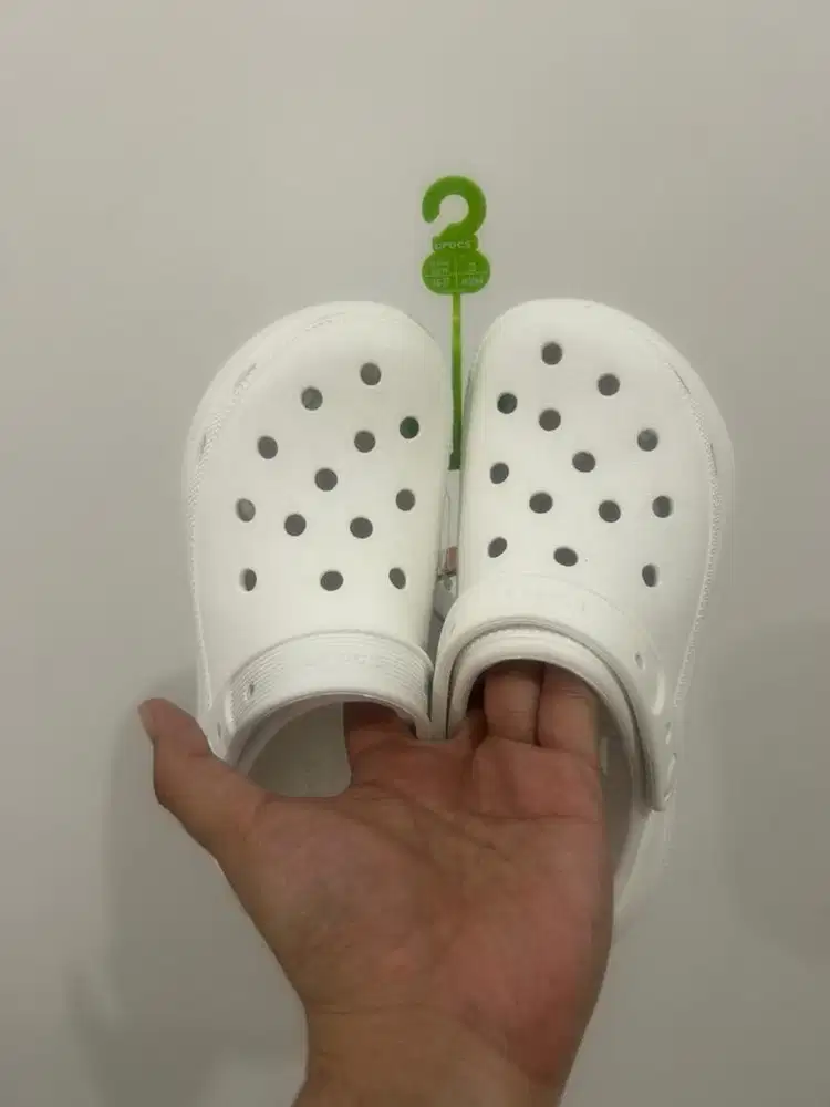 Crocs m4/W6 ukuran 36-37