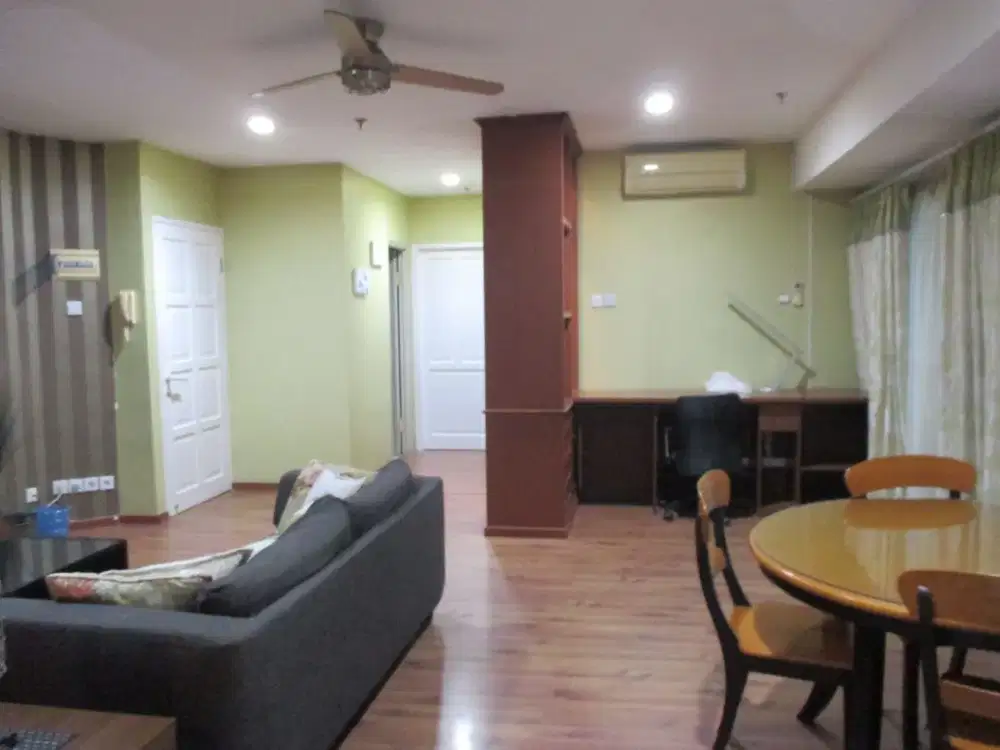 Apartemen Puri Garden dekat Seberang Puri Indah mall  Decor Bagus dan Full Furnis di sewakan Tahunan