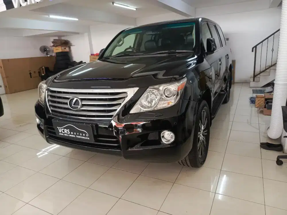 KM 39rb ANTIK LEXUS LX570 2011 KHUSUS YANG CARI KONDISI SUPER MULUS