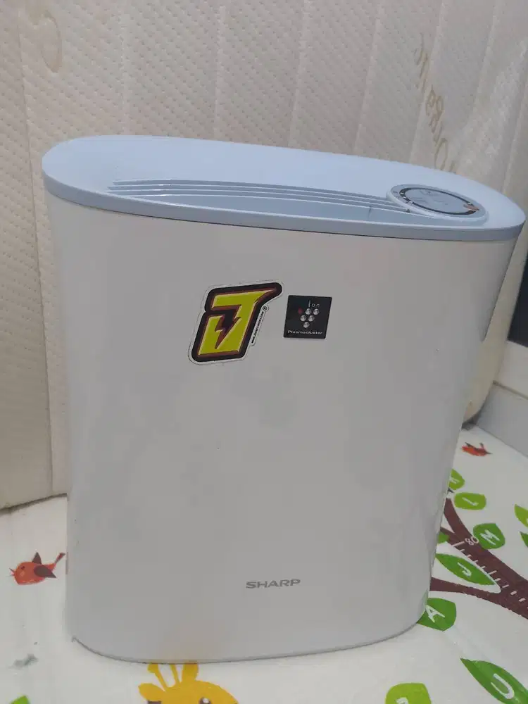 SHARP AIR PURIFIER - PLASMACLUSTER