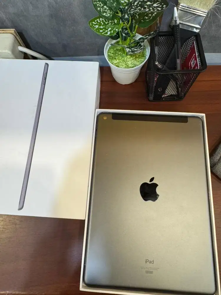 Apple iPad 9 256GB Wifi+Cellular Ex iBox Lengkap Ori
