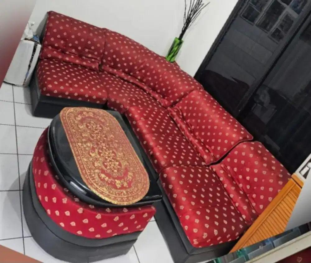 Sofa model L batik