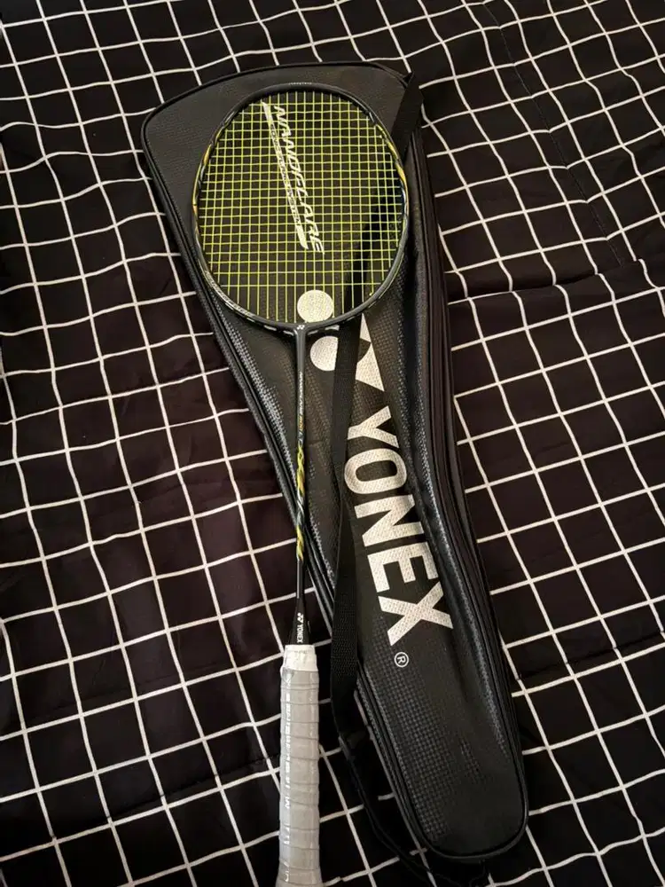 Raket Badminton Nanoflare 800 LT Senar BG66