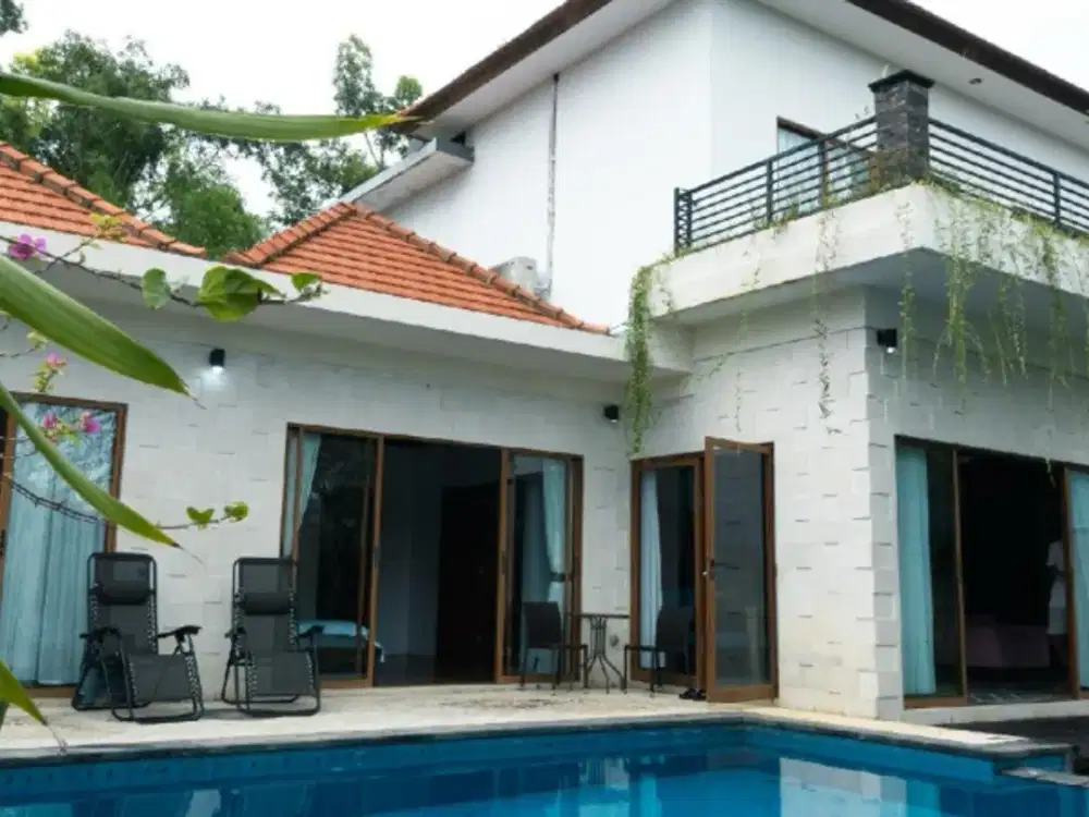 3 BR VILLA IN BENOA  NUSA DUA
