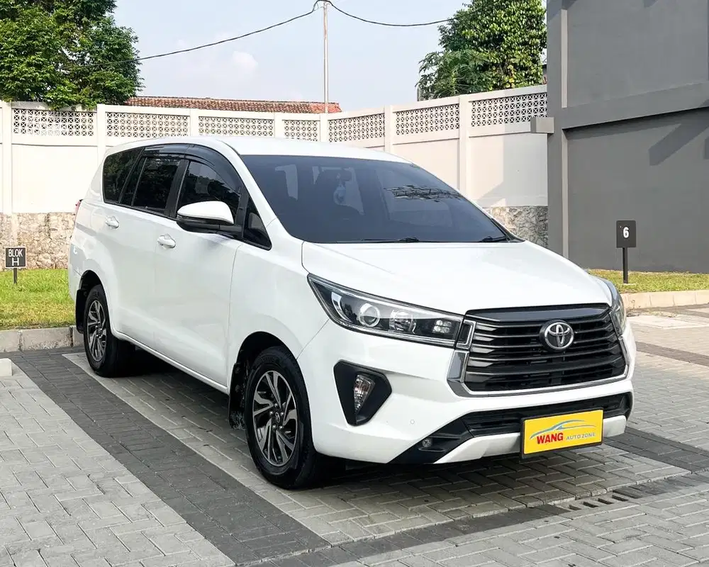 Innova 2.4 V Diesel 2022 Super Condition