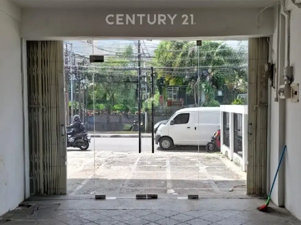 Ruko 144 M2, 3 Lantai, Lokasi Strategis,  Radal, Jaksel