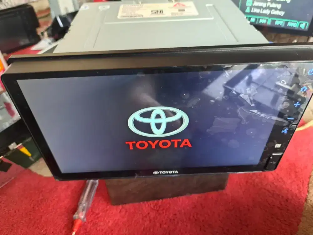 Audio Head unit Original Toyota Alphard 2023 applecarplay