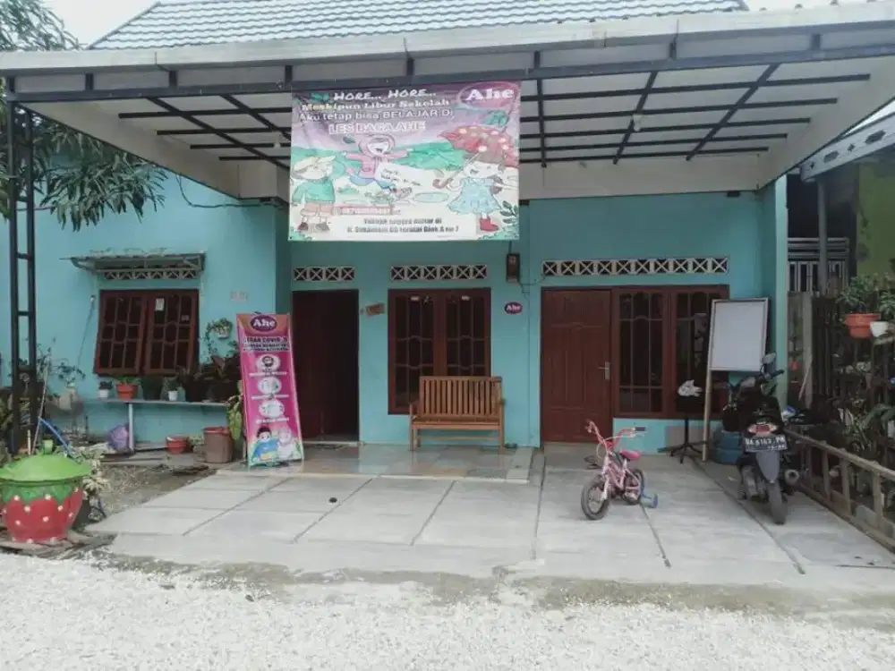 Dijual Rumah milik sendiri , halaman luas, tempat strategis