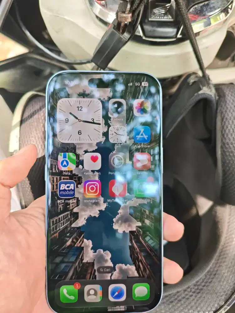 Iphone 17 basic Blue (ex ibox)