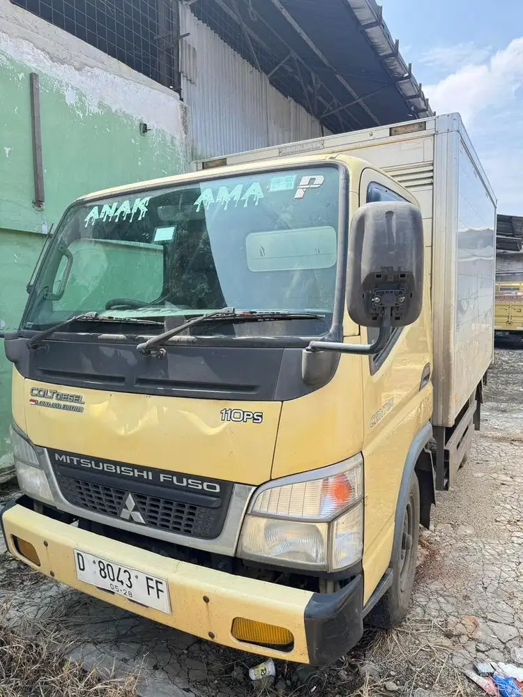 COLT DIESEL CANTER ENGKEL FE 71 2018 BOX ALM ISTIMEWA