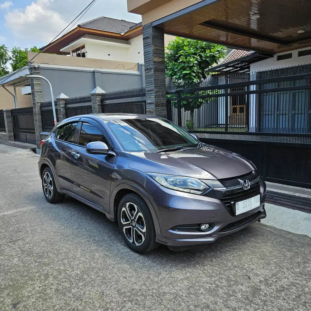 Km60rb Honda HR-V hrv prestige cvt 2016 pemakaian 2017