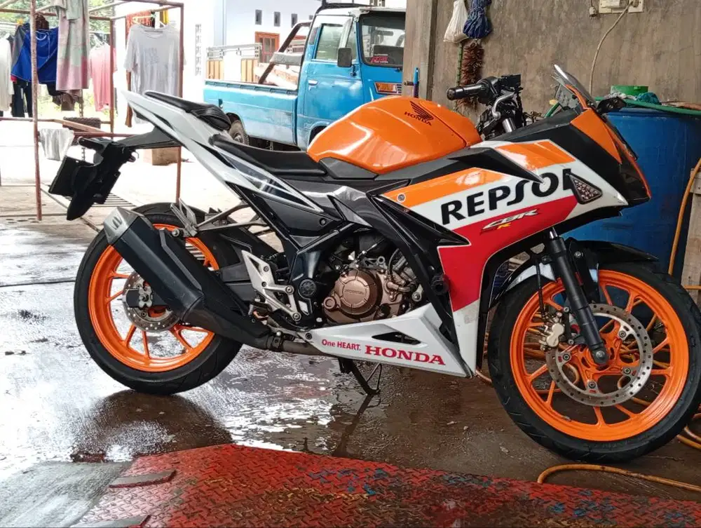 Cbr repsol malang