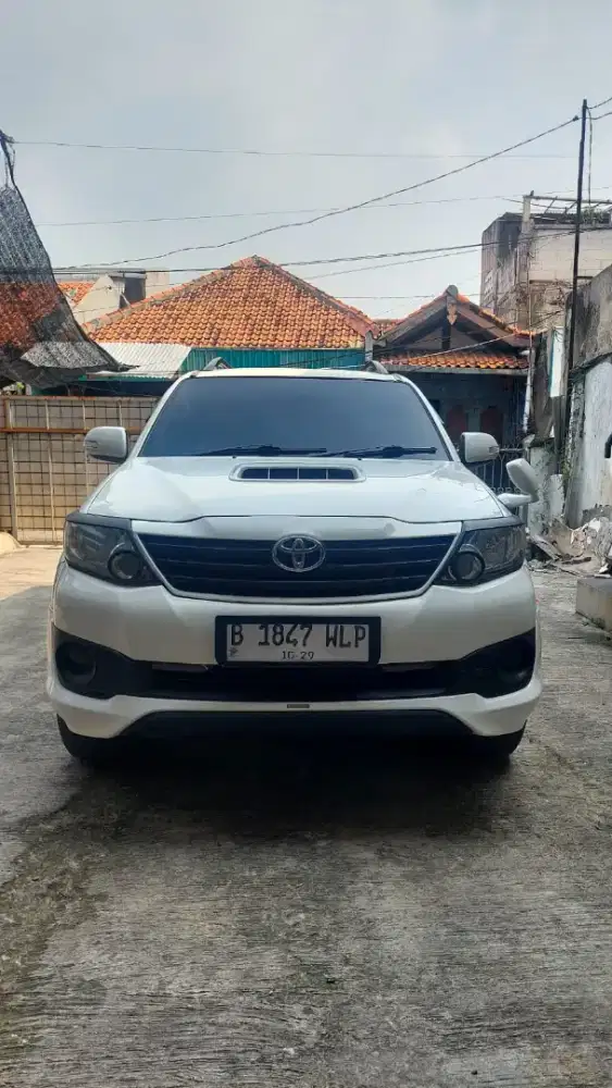Fortuner 2.5g automatic solar tahun 2012