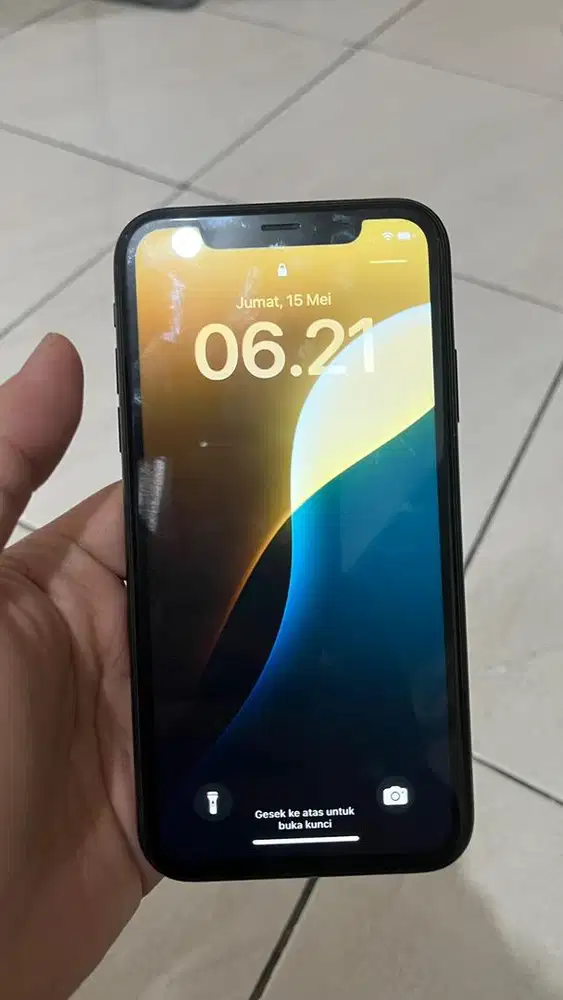 Iphone XR 64gb warna hitam mulus siap pakai