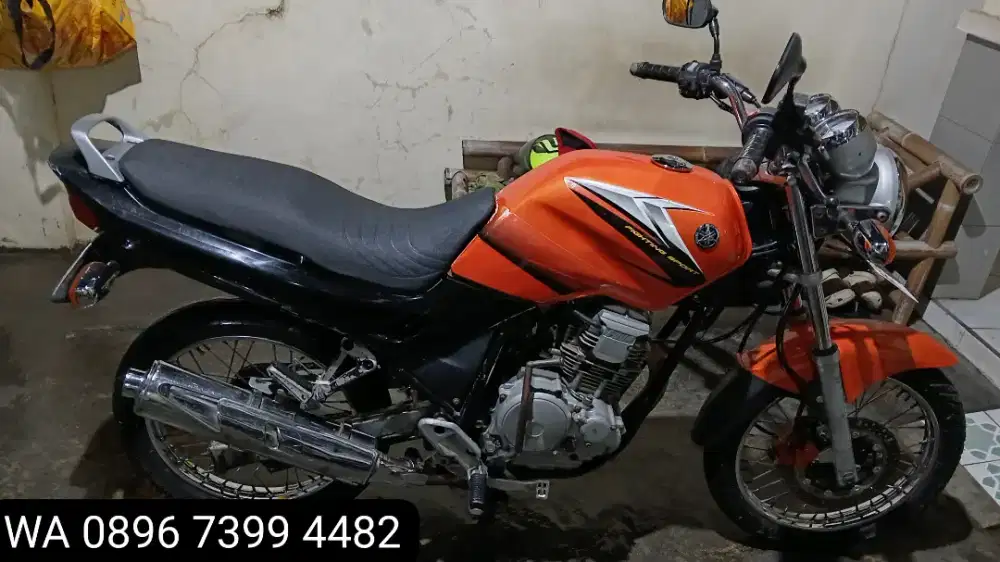 Yamaha scorpio orange
