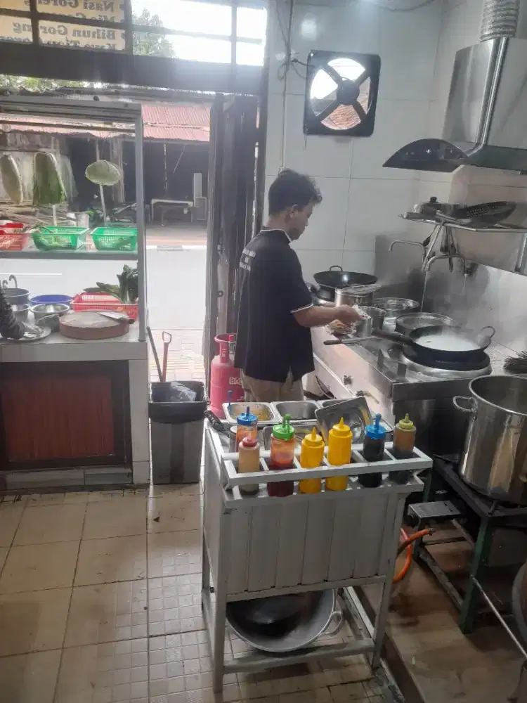 Dicari koki pengalaman dimasak
