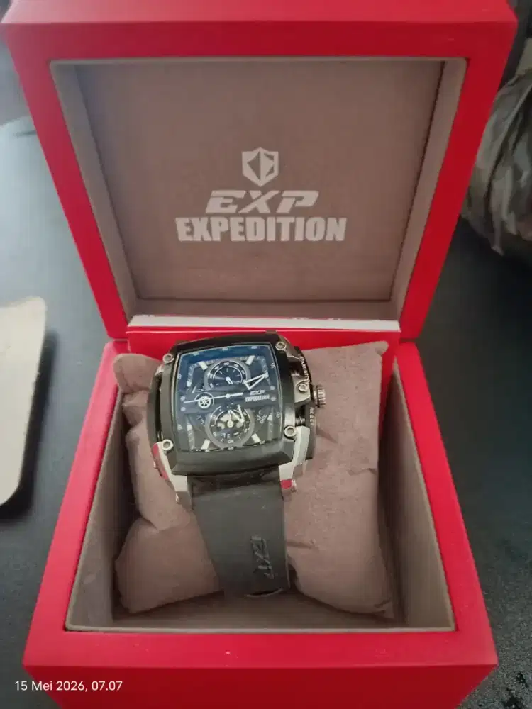 Jam Tangan Expedition