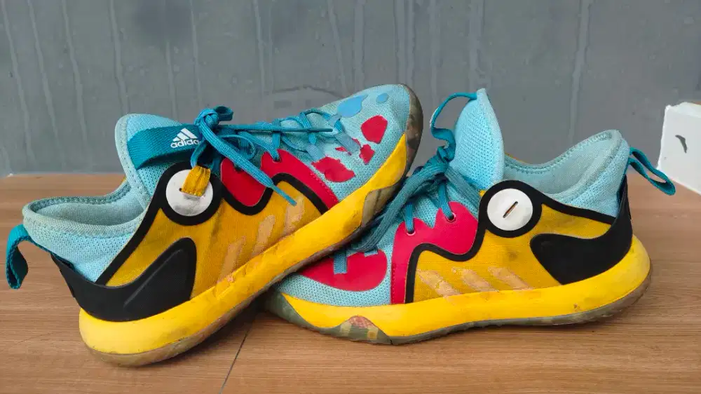 Sepatu basket james harden